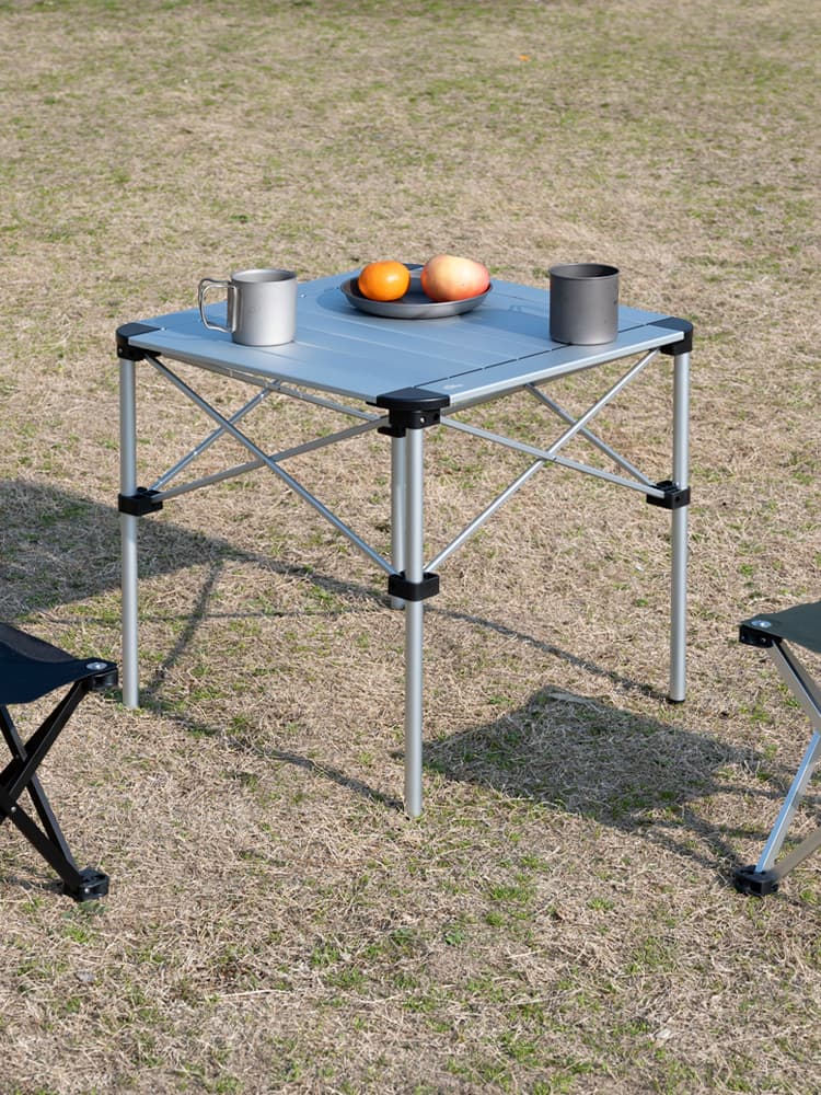 軽量折りたたみ式アウトドアテーブル 