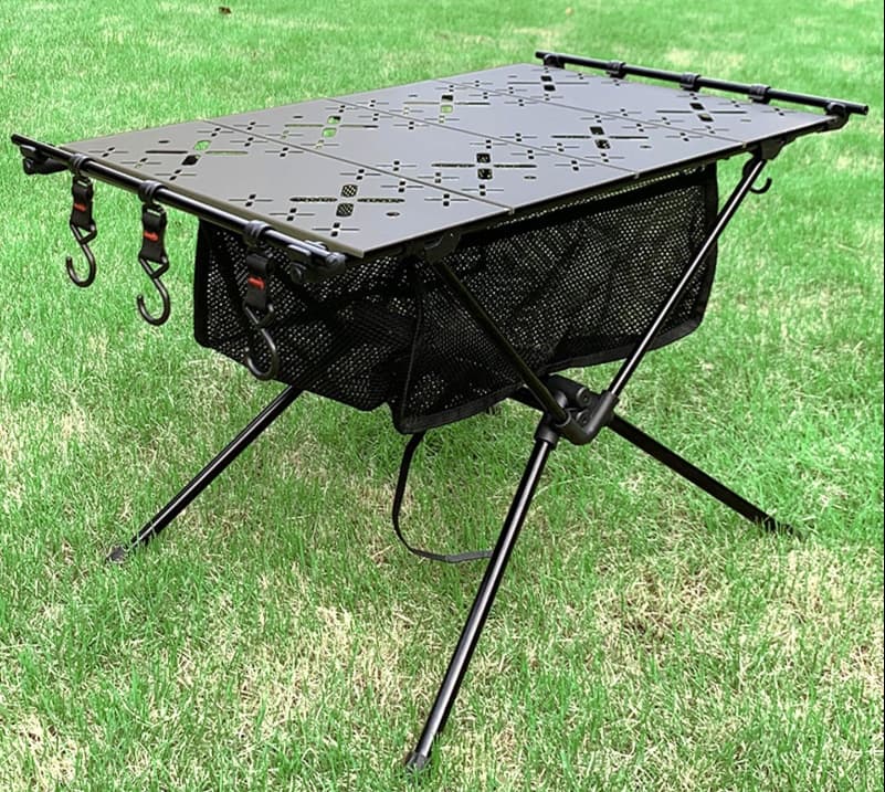 折りたたみ式メッシュポケット付アウトドアテーブル