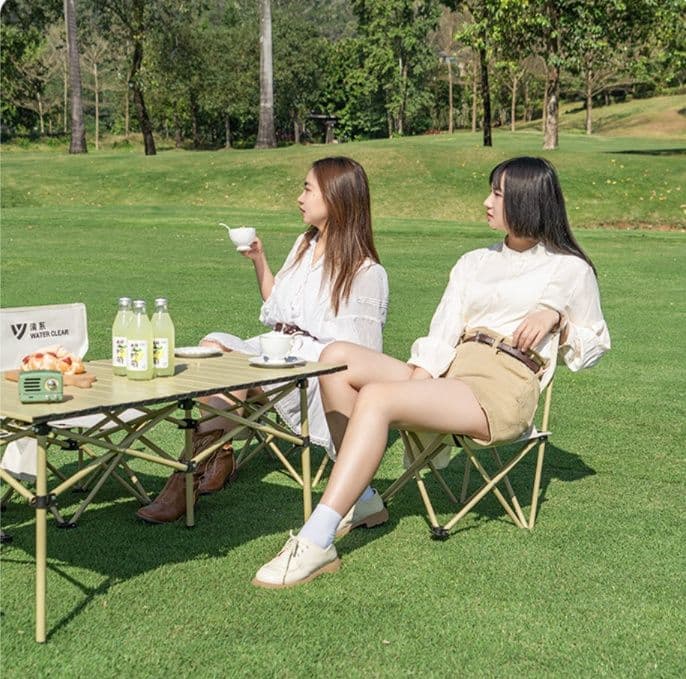 折りたたみ式 広々アウトドアテーブルセット